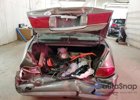 2002 Buick Lesabre Limited z USA, uszkodzony, nr VIN 1G4HR54K42U267988